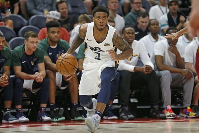 一夜NBA3大消息！姚明恩师逝世，库里牵手李宁，文班将签超级合同